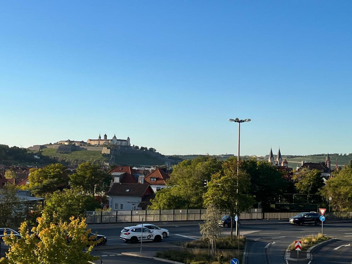 Schoenes Apartment Mit Festungsblick - Free Parking - Würzburg Zewnętrze zdjęcie